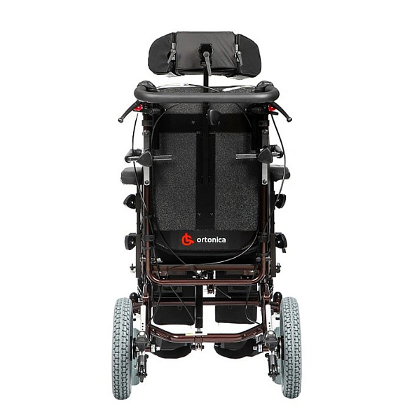 Кресло-коляска инвалидная механическая Ortonica Luxe 200