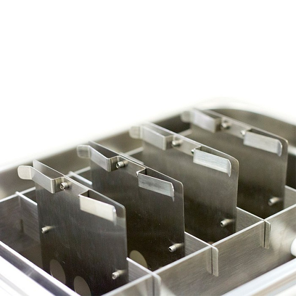 Аппарат для быстрого размораживания крови, её компонентов, препаратов и инфузионных растворов «Leadmelt» 1