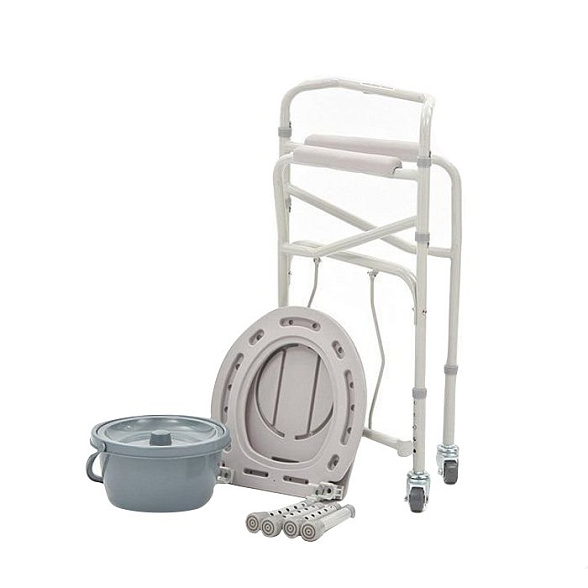 Кресло-коляска для инвалидов FS693 с санитарным оснащением