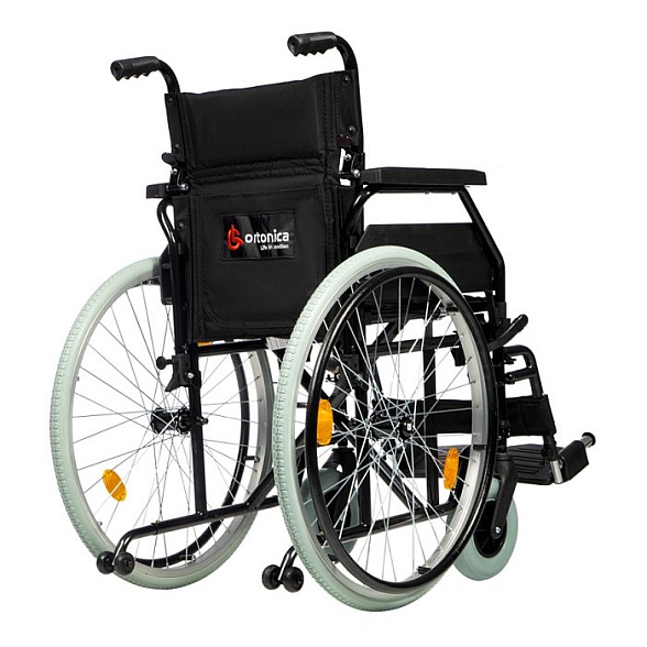 Инвалидная кресло-коляска механическая Ortonica Base 400